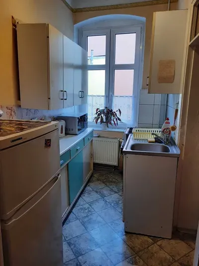 Pokój jedno osobowy do wynajęcia na Starówce - miniatura 3