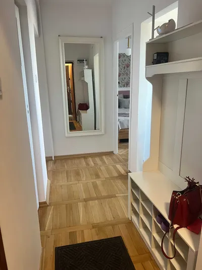 Wynajmę przepiękne mieszkanie od 1-go maja, po remoncie generalnym, 2 pokoje, 42m2, Prymasa Tysiąclecia 93 - miniatura 5