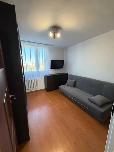 Do wynajęcia pokój 14 m² – Metro Trocka, dla dziewczyny. - miniatura 2