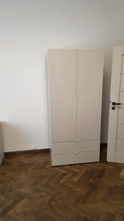 Komfortowy pokój dla studentek - miniatura 5
