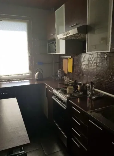 Pokój/Room Niepoleglosci 9/11 parking metro Wilanowska od kwietnia - miniatura 3
