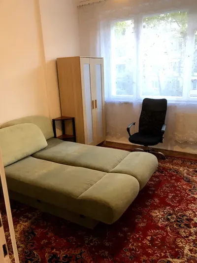 54m, Linneusza 1, okolice pl. Hallera, po remoncie - miniatura 3