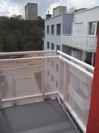 Komfortowa kawalerka centrum - miniatura 5