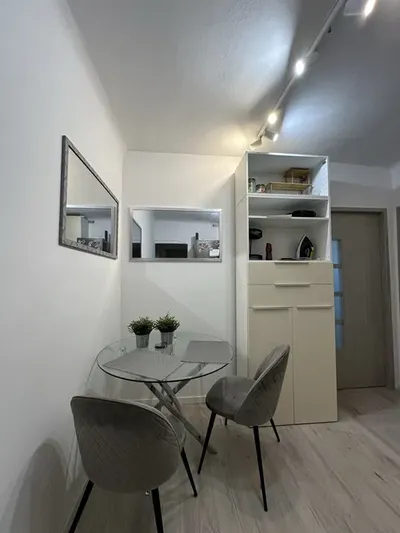 Pokój do wynajęcia dla studenta/studentki obok WUM - miniatura 4