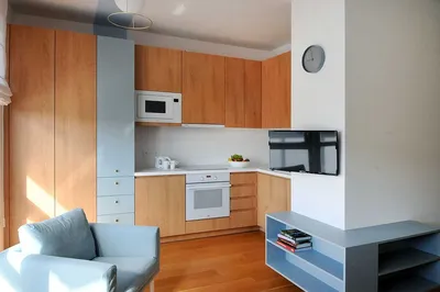 Komfortowa kawalerka z balkonem i garażem – Toruń, ul. Harcerska - miniatura 3