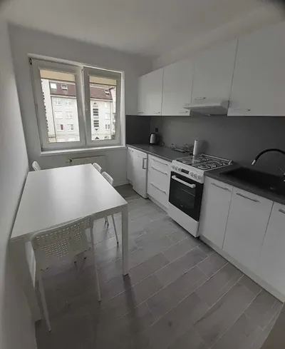 Komfortowe 41 m² po remoncie - miniatura 3