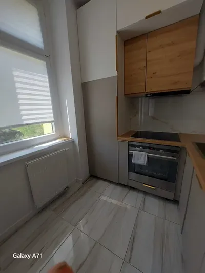 Mieszkanie na wynajem 3 pokoje - miniatura 4