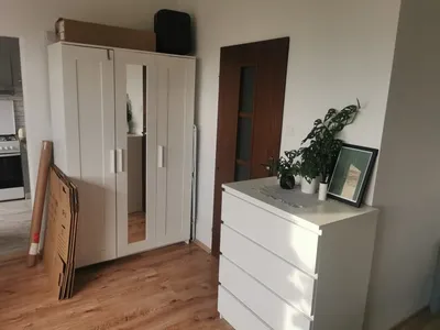 Wynajme kawalerke blisko SKM - miniatura 5