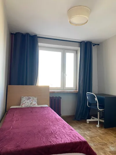Pokój w mieszkaniu studenckim. - miniatura 2