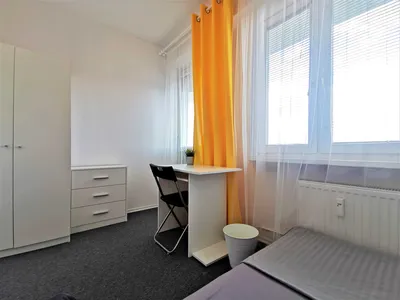 Pokój 1-os. z balkonem ul.Podwisłocze 24 , Nowe Miasto - miniatura 2