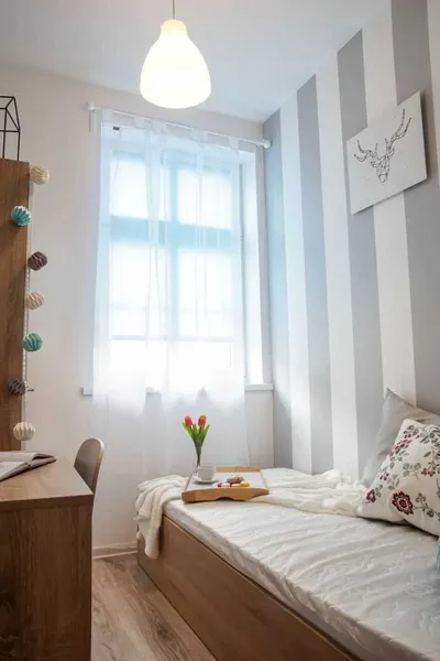 Pokój jednoosobowy - umeblowany - Poznań Łazarz ul. Limanowskiego - miniatura 3
