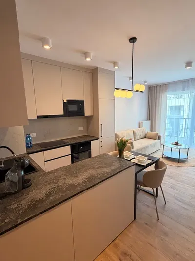 Nowe, luksusowe mieszkanie 42 m² – Primo IV, centrum Łodzi - miniatura 2