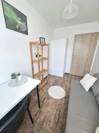 Pokój jednoosobowy Gdańsk Wrzeszcz ul. Chrobrego - miniatura 2