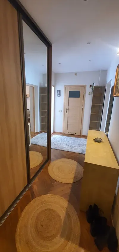 2 pokojowe mieszkanie w centrum do wynajęcia - miniatura 5