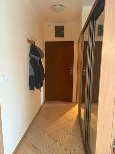 Wynajem mieszkanie 36m+garaż, Włochy ul. Czereśniowa - miniatura 4