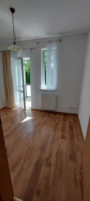 Piękne mieszkanie 2 pokojowe bez czynszu parking w cenie - miniatura 4