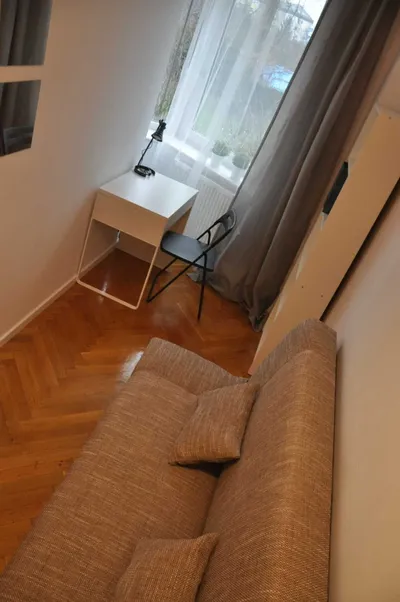 Pokój jednoosobowy ul. Walecznych 28 od zaraz - miniatura 2