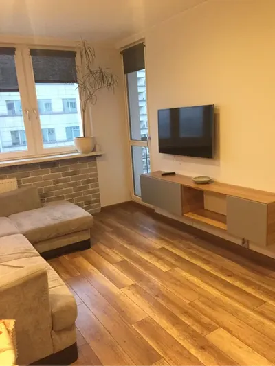 Wynajem 2 pokoje 38 m2 przy Placu Zawiszy. - miniatura 5