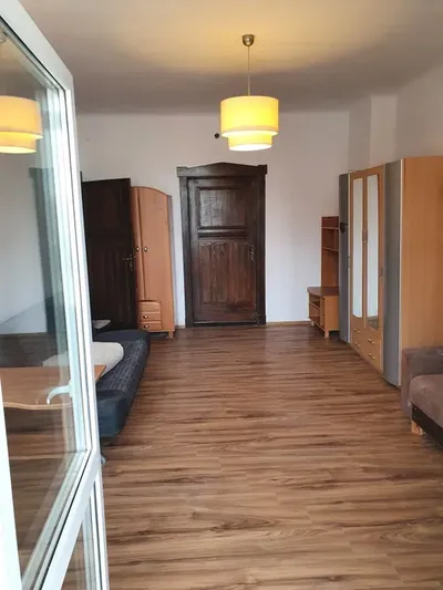 Pokój 1 lub 2 os. z dużym balkonem / dzielnica Muzyczna - miniatura 4