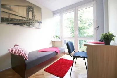 Jednoosobowy pokój z balkonem, Styrska 3, Lumumbowo