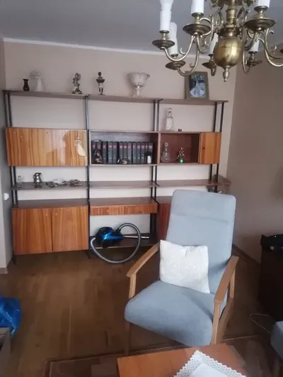 2pokojowe Os.Młodych ok. 40 m2 2 piętro winda, 1500 zł czynsz ok. 750 zł, plus media - miniatura 2