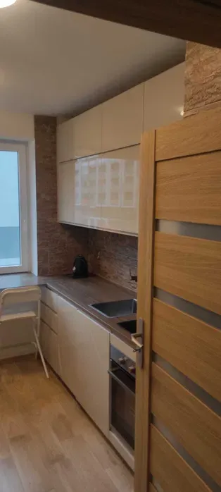 Mieszkanie 2 pokoje, oddzielania kuchnia, 50 m2, ul. Przewóz Kraków.