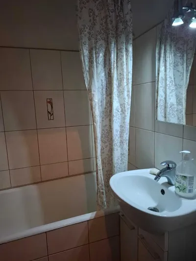 Duży pokój 24mkw - dobra lokalizacja-Lwowska-centrum-niedrogo-cena z rachunkami - miniatura 5
