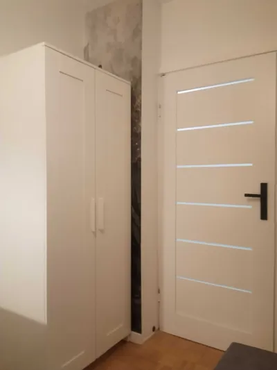 Pokój / room (Baranówka) oraz garaż z zamykanym miejscem na rower - miniatura 3