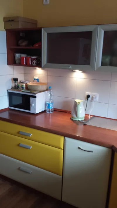 Pokój w mieszkaniu dwupokojowym - miniatura 4