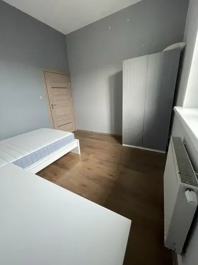 Pokój 11m2 przy starym rynku - miniatura 3