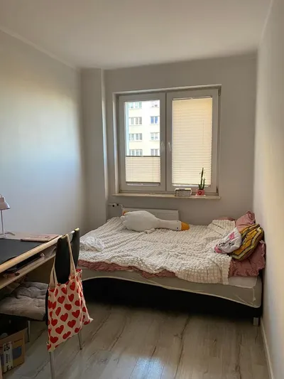 Pokój na wynajem dla studentki - miniatura 2