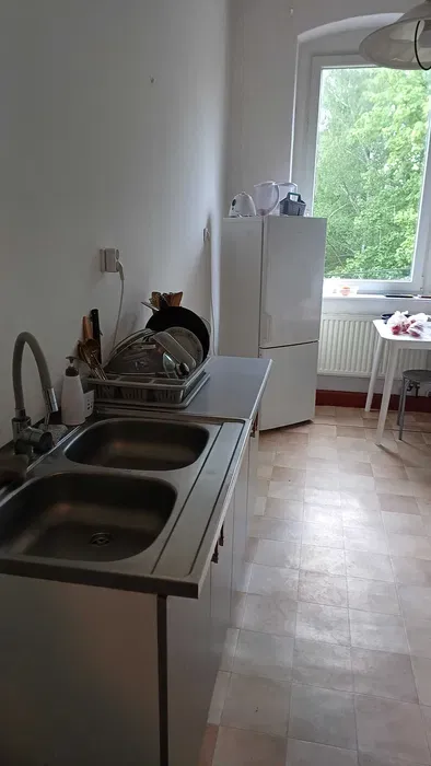 Pokój do wynajęcia - świetna lokalizacja, wszystkie opłaty w cenie! - miniatura 5