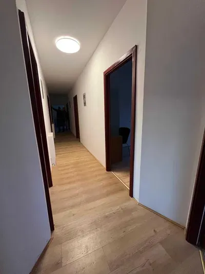 Pokój z łazienką - miniatura 5