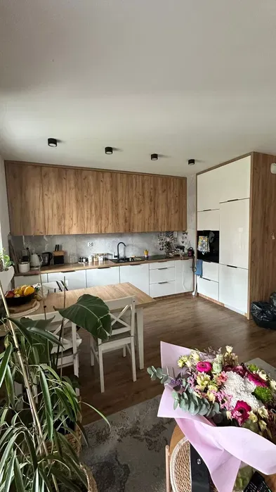 Mieszkanie na wynajem 54m2, 3 pokoje, parking