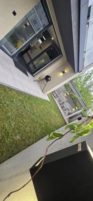 Designerski Loft z Prywatnym Ogrodem i Altaną – Unikat! Apartament w centrum. Altanka, duża prywatność, obejrzyj FILM z mieszkan - miniatura 2