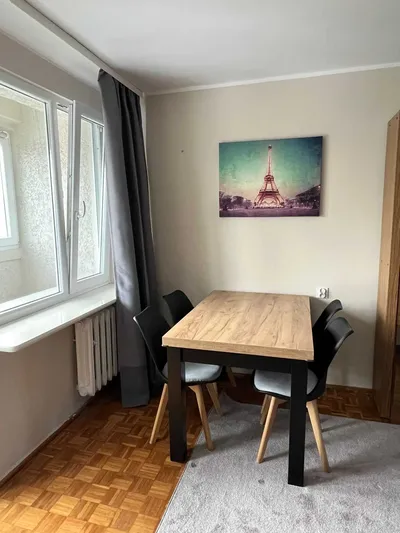 4 - pokojowe mieszkanie 55 m2 Wrocław Fabryczna - miniatura 2