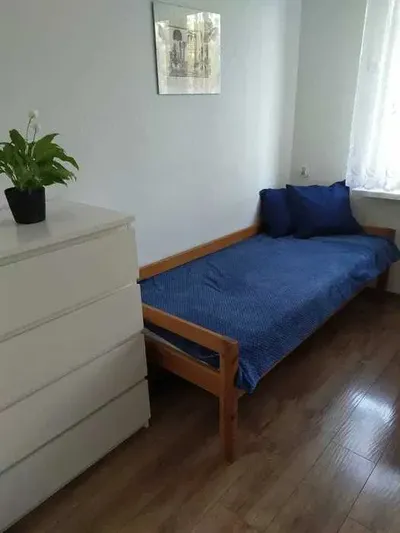 Do wynajęcia ładny pokój jednoosobowy na ul. Na Błonie, os. Widok (BRONOWICE MAŁE)