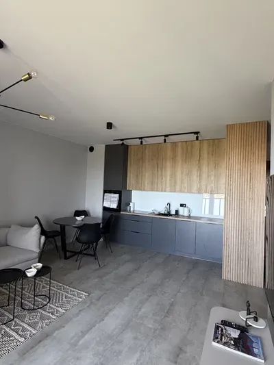 Nowoczesne 2-pokojowe mieszkanie 45 m² | balkon | klimatyzacja | 1,5km od centrum - miniatura 2