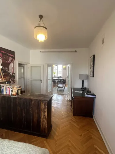 Ścisłe centrum, piękne mieszkanie - miniatura 3