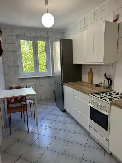 Dwa rozkladowe pokoje z balkonem po remoncie # obok Kaskady - miniatura 5