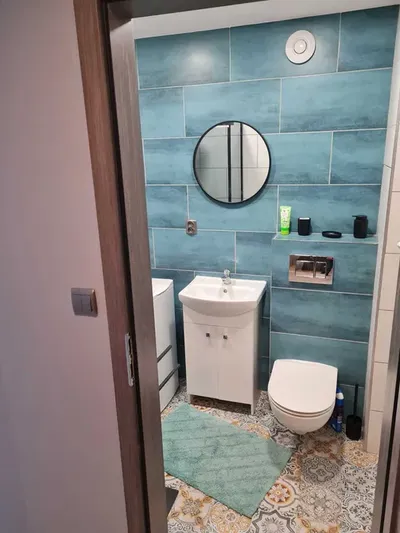 Oferuję do wynajęcia nowoczesne, dwupokojowe mieszkanie o powierzchni 41 m², zlokalizowane przy ul. Lindego 12 - miniatura 4