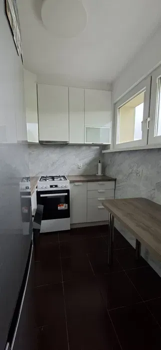 Wynajmę mieszkanie 2 pok. w spokojnej okolicy - miniatura 3