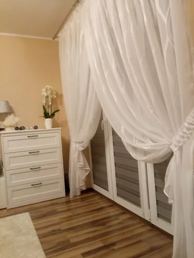 Przytulny pokój z balkonem - miniatura 5