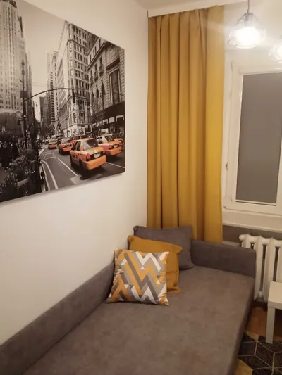 Pokój / room (Baranówka) oraz garaż z zamykanym miejscem na rower - miniatura 2