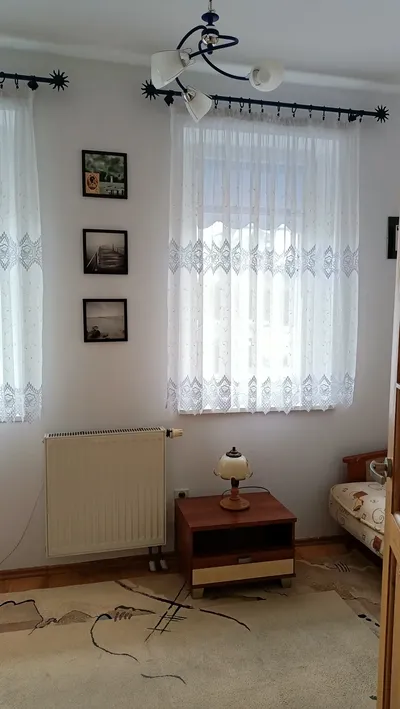 3 pokoje Ochota Włodarzewska garaż miejsce parkingowe ogródek - miniatura 2