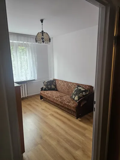 Wynajmę pokój jednoosobowy dla studentki - miniatura 2