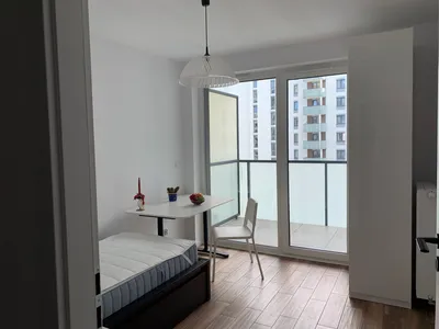 Nowe oddzielne pokoje duży balkon szybki dojazd do centrum Warszawy - miniatura 2