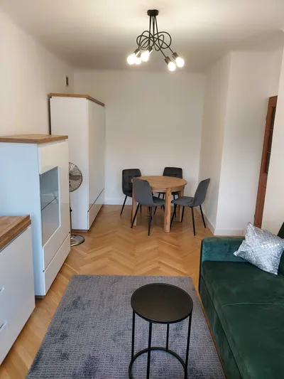 2 pokoje / okolica Ronda Daszyńskiego / 3000 PLN + czynsz - miniatura 4