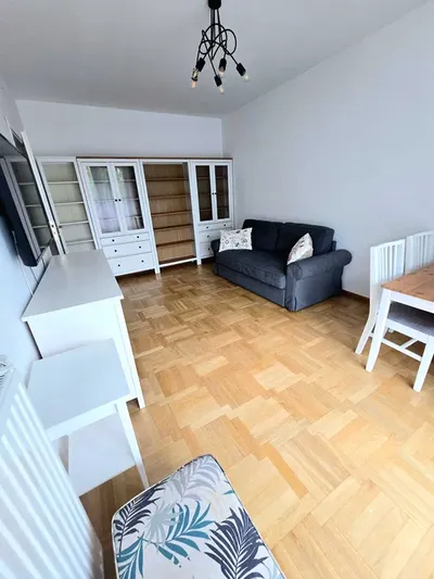 2 pokoje z balkonem przy metro Słodowiec -Bielany - miniatura 2