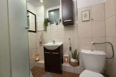 Single room with balcony– City Center of Warsaw, Emilii Plater 47 - miniatura 4